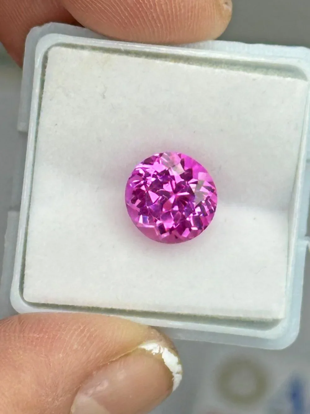 Certified Excellent Round Pink RUBY - Picture 1 of 14
